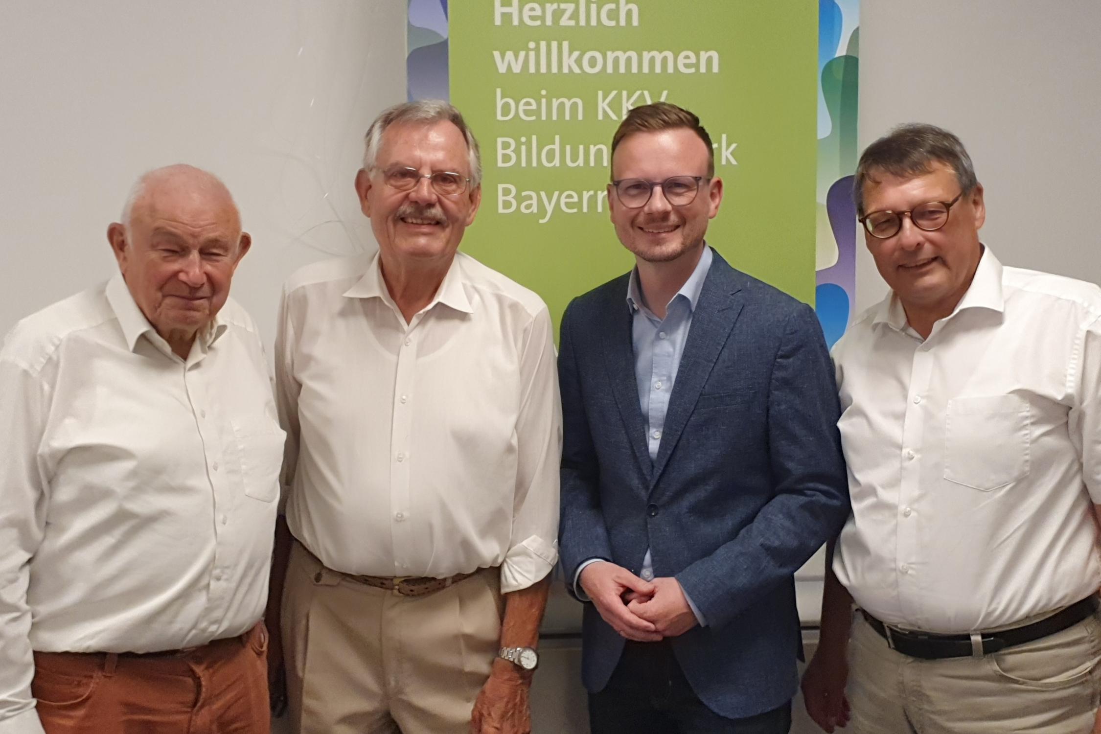 Bezirksat Forster referierte über Bezirk Mittelfranken