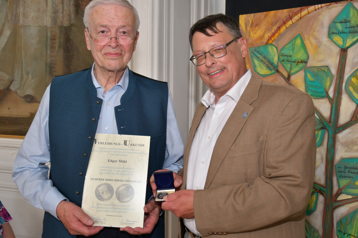 Hirschberg-Medaille für Edgar Mühl