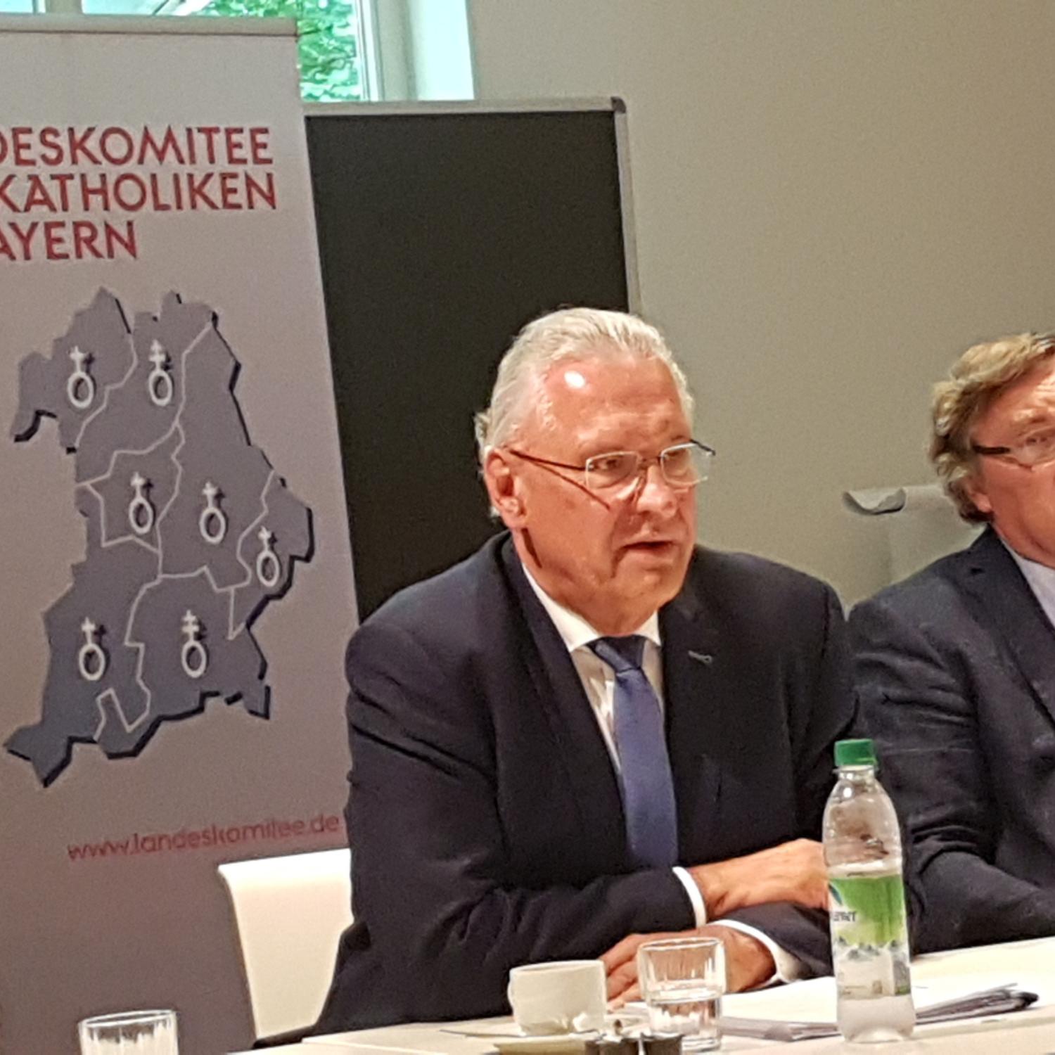 Joachim Herrmann beim Landeskomitee