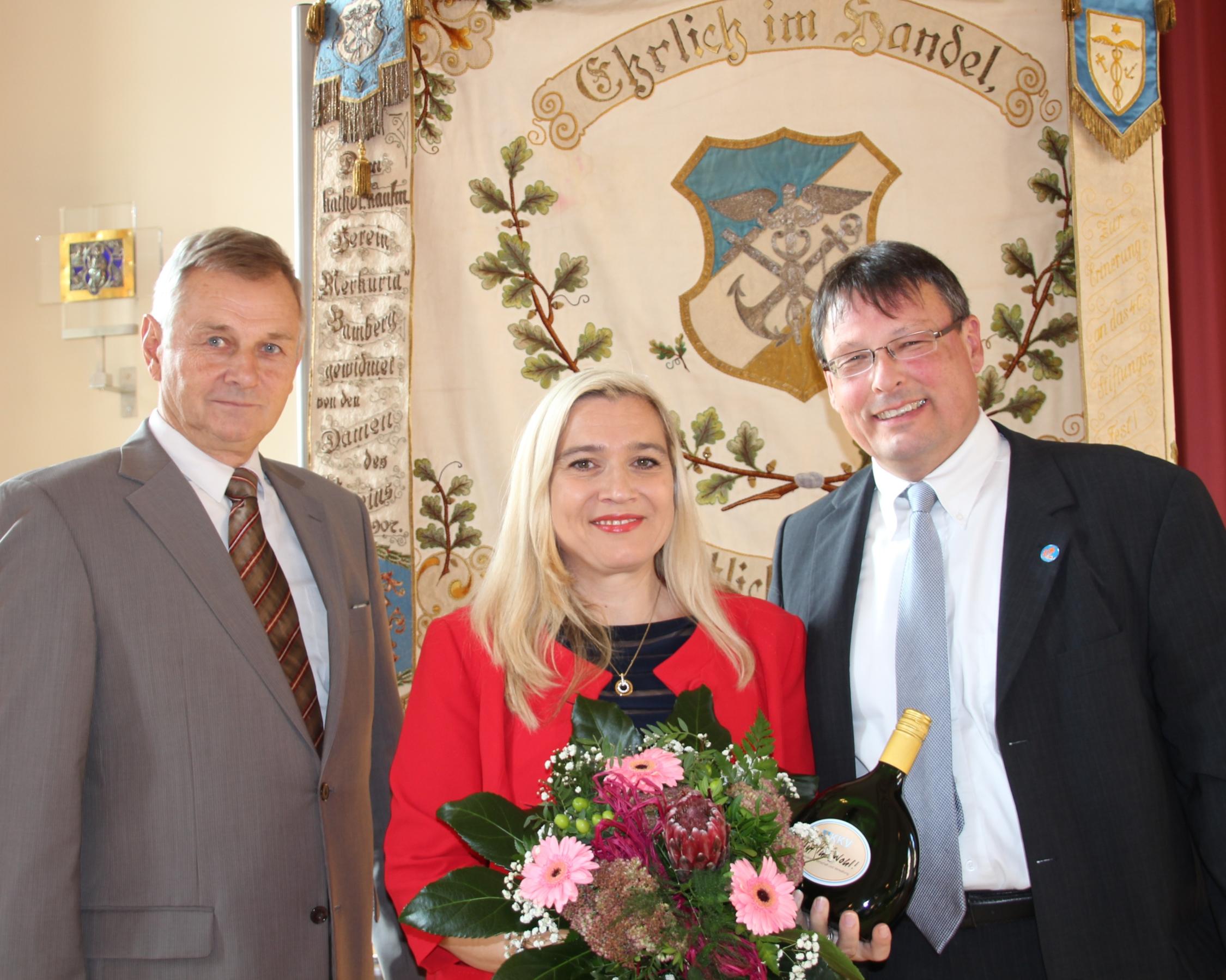 MInisterin Huml beim Landestreffen in Bamberg