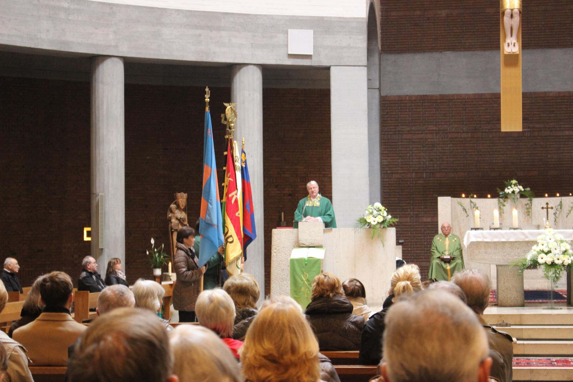 Landestreffen 2015: Prälat Limbacher predigte beim Festgottesdienst